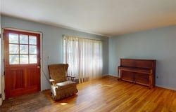 386 Park Avenue, Chardon, OH 44024