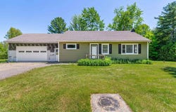 219 Cedar Drive, Sheldon, VT 05483
