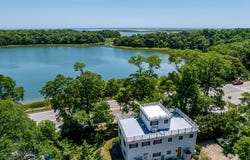 21 Locust Road, Eastham, MA 02642