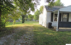 612 E Gordon Street, Marshall, MO 65340