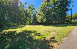 Henry Street, Easley, SC 29640
