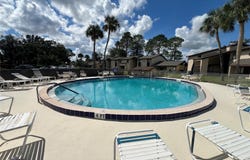 693 MIDWAY Drive, OCALA, FL 34472