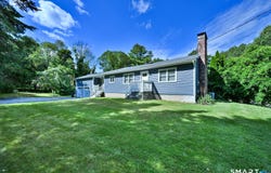 46 Five Mile River Road, Putnam, CT 06260
