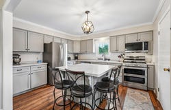 1059 9th Ave, Grafton, WI 53024