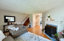 27 Crows Nest Lane, Danbury, CT 06810
