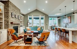 108 W 16TH St, LaCenter, WA 98629