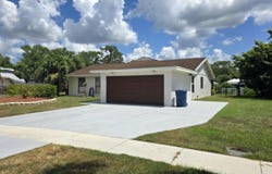 118 CAMBRIDGE Lane, Royal Palm Beach, FL 33411