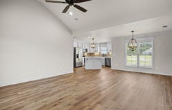 5 Bryant Dr., Ray City, GA 31645