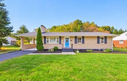 5021 Sunny Side Dr, Roanoke, VA 24018