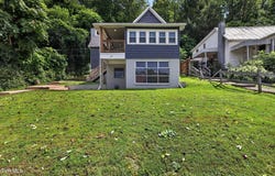 17 Spring Street, Big Stone Gap, VA 24219