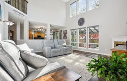 2137 N LEGACY Dr, Newberg, OR 97132