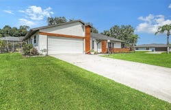 5744 AUGUSTA Circle, SARASOTA, FL 34238