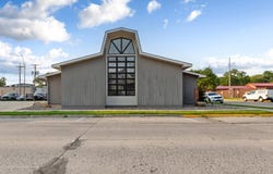 152 E Pearl Street, Owatonna, MN 55060