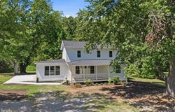 2010 RIVER Road, LANCASTER, VA 22503