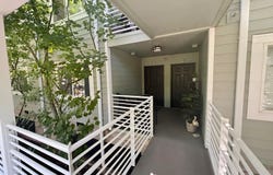 247 N HAYDEN BAY Dr, Portland, OR 97217