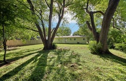 2804 Old Oak Drive, McHenry, IL 60050