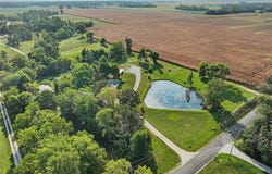 7112 Fields Drive, Moro, IL 62067