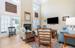 14 Billingsgate Drive, Simsbury, CT 06070