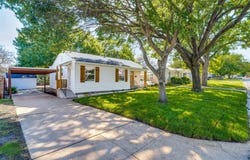 4821 Langley Road, River Oaks, TX 76114