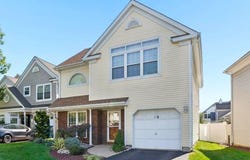 18 Carlisle Court, Old Bridge, NJ 08857