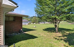37 TREELY Terrace, KEYSER, WV 26726