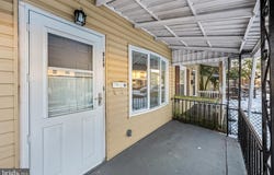 810 W 2ND Street, FLORENCE, NJ 08518