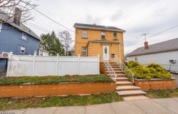 192 Boston Ave, Hillside Twp., NJ 07205-2632
