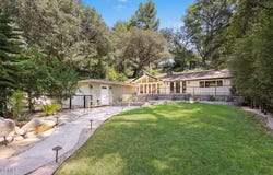 5220 Palm Drive, La Canada Flintridge, CA 91011