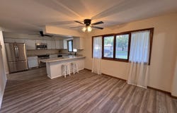521 Douglas St, Merrill, IA 51031