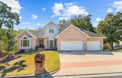 111 Briarcliff Road, Branson, MO 65616