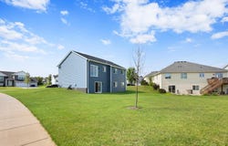 4706 8th Street Loop NE, Saint Cloud, MN 56304