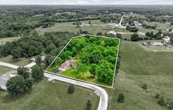 300 Alice Place, Ozark, MO 65721
