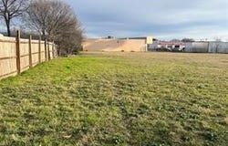 W CLEBURNE Road, Fort Worth, TX 76133