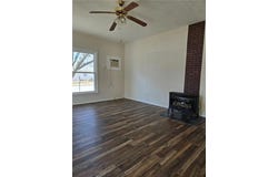 301 E 6th Avenue, Caney, KS 67333