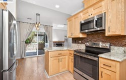 3861 Vine St, Pleasanton, CA 94566