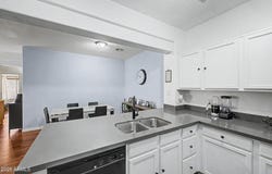 2831 E SOUTHERN Avenue, Mesa, AZ 85204