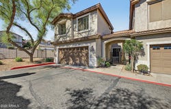1024 E FRYE Road, Phoenix, AZ 85048