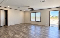 600 W 9th St, McCamey, TX 79752
