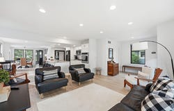 519 E Lake View Road, Syracuse, IN 46567-9437