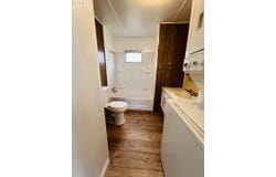 15505 OCEANVIEW Dr, Brookings, OR 97415