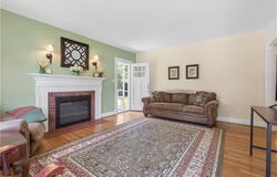 125 Wythe Crescent Drive, Hampton, VA 23661