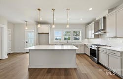 142 N Edgewood Ln, Eagle, ID 83616