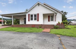31198 Nova Drive, Damascus, VA 24236