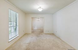 927 Bourbon Ave, Baton Rouge, LA 70808