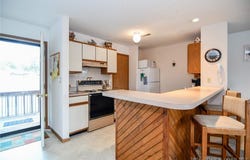 98 Jonathan Drive, Lake Ozark, MO 65049