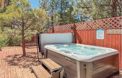 800 Eureka Drive, Big Bear Lake, CA 92315