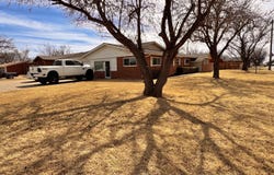 1720 Canyon, Plainview, TX 79072