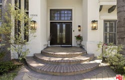 15916 Daniel Ln, Encino, CA 91436