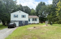 19 Willow Lane, CONKLIN, NY 13748