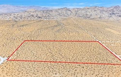 1 Los Padres, Apple Valley, CA 92307